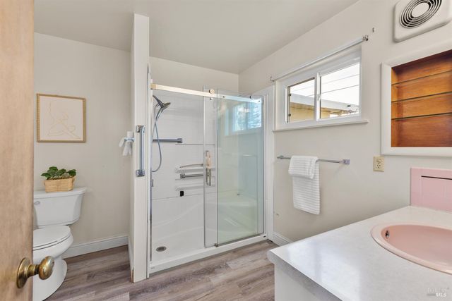 2241 Marsh Rd, Santa Rosa, CA 95403