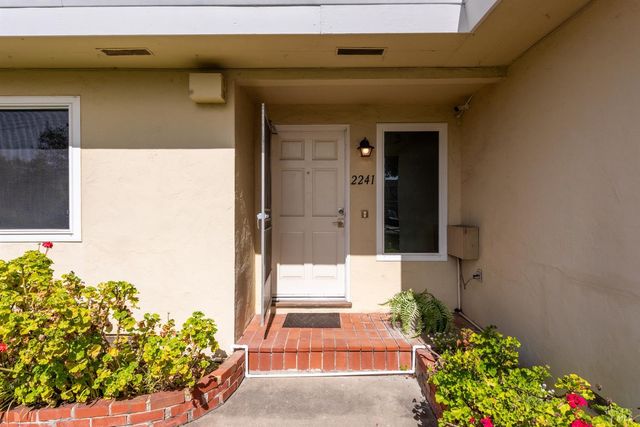 2241 Marsh Rd, Santa Rosa, CA 95403