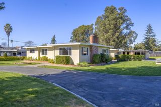 2241 Marsh Rd, Santa Rosa, CA 95403
