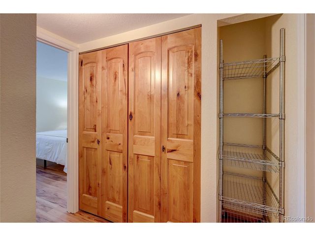 8335 Fairmount Dr 10-105, Denver, CO 80247