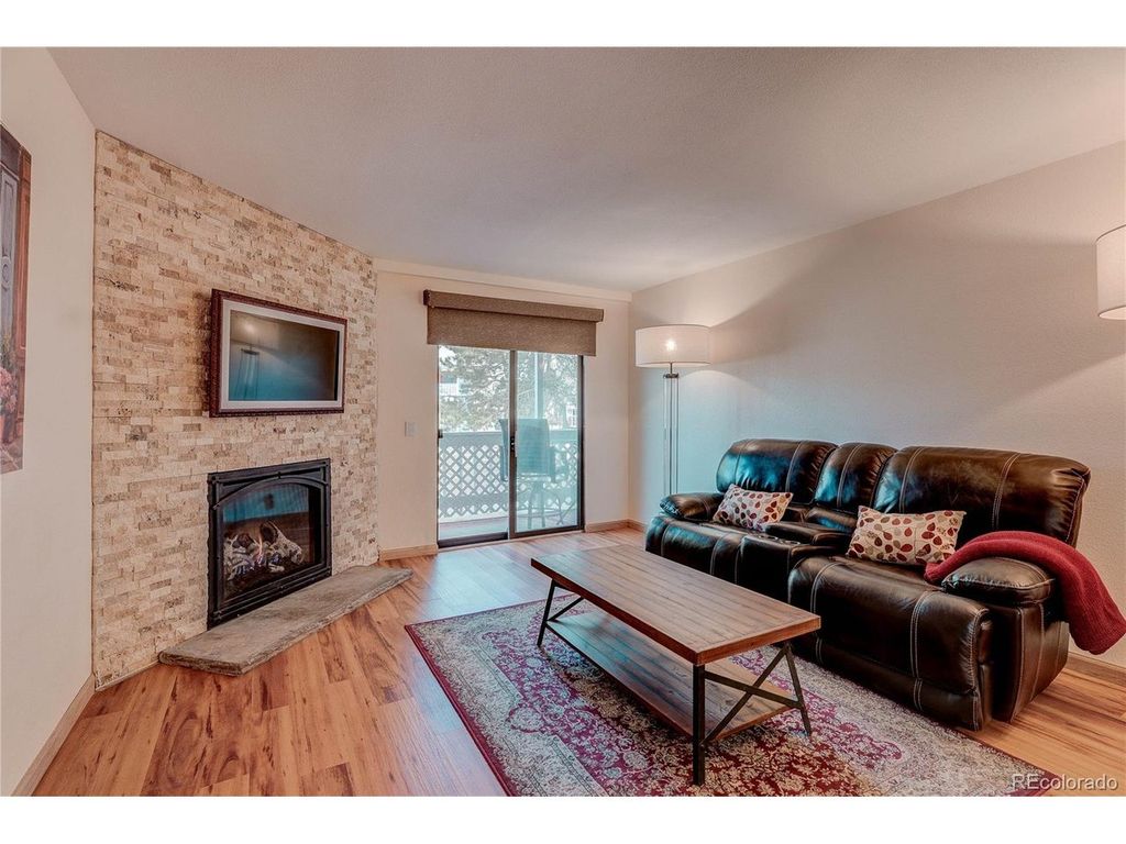 8335 Fairmount Dr 10-105, Denver, CO 80247