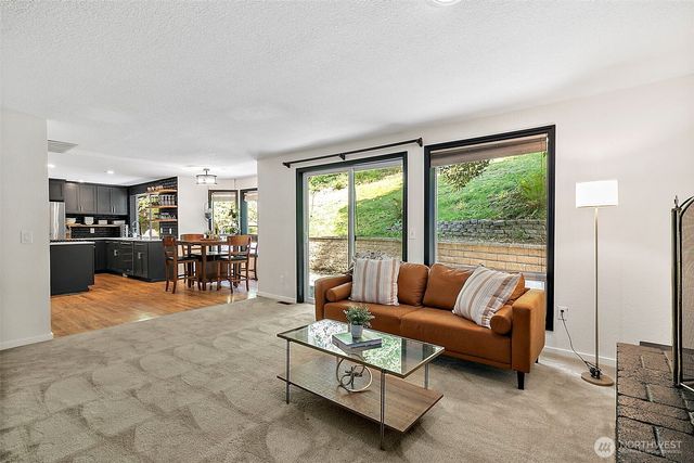 4918 Mill Pond Drive SE, Auburn, WA 98092