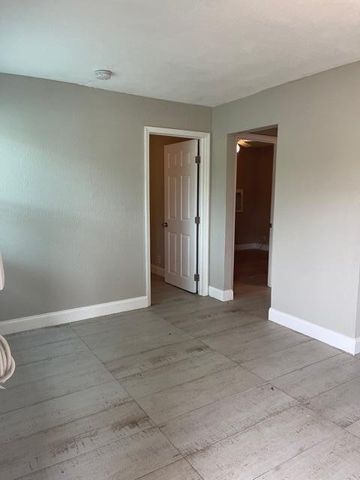 725 21st Street, West Palm Beach, FL 33407