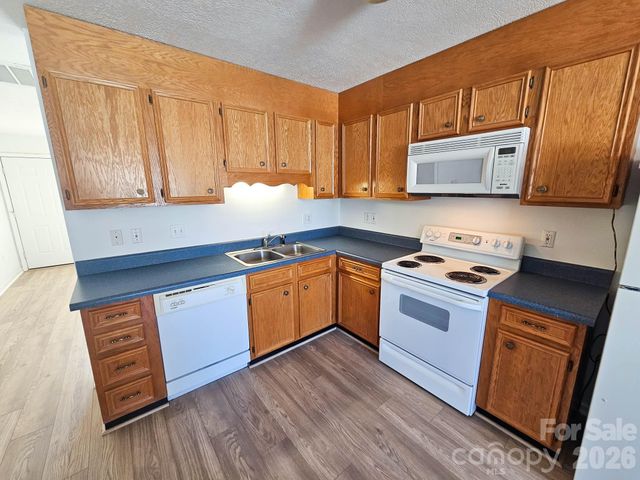 151 24th Street NW, Hickory, NC 28601