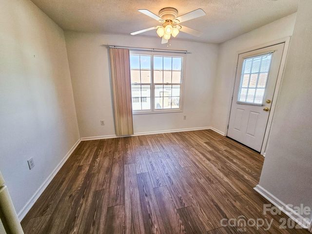 151 24th Street NW, Hickory, NC 28601