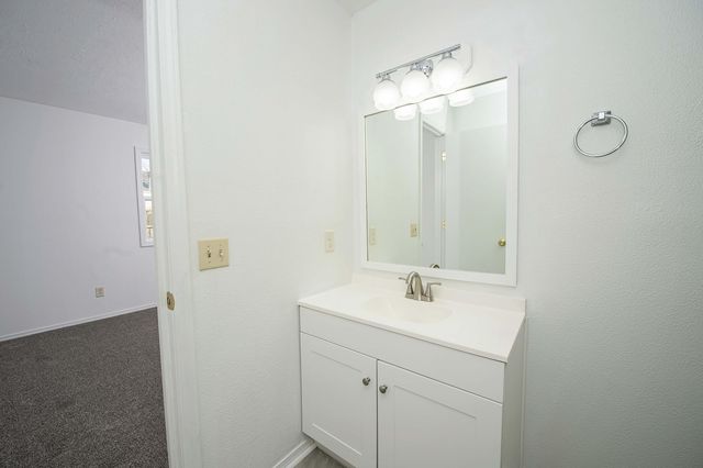 4359 W Weaver Road, Battlefield, MO 65619