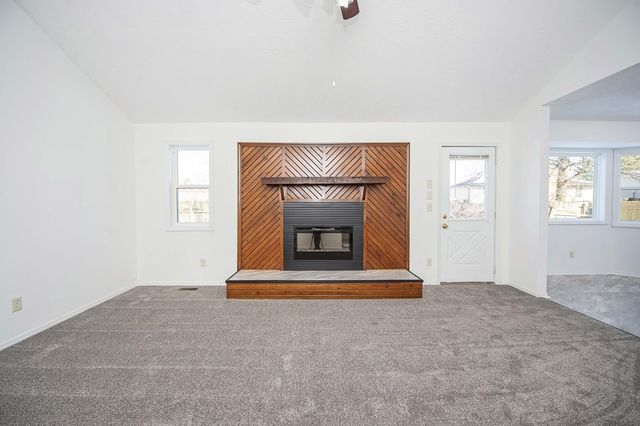 4359 W Weaver Road, Battlefield, MO 65619