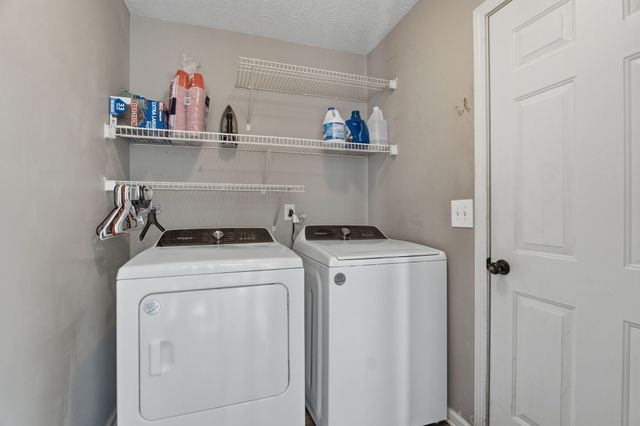 210 Stockton Dr, Murfreesboro, TN 37128