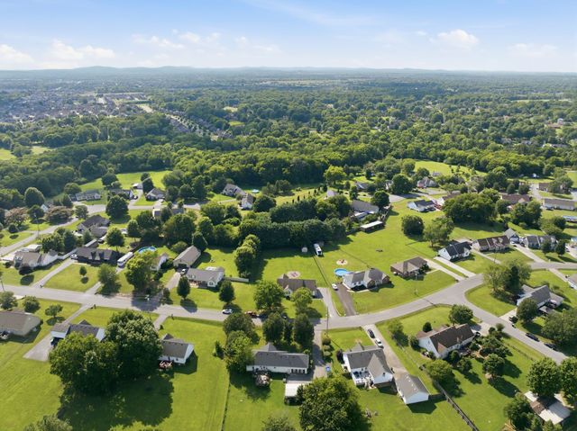 210 Stockton Dr, Murfreesboro, TN 37128