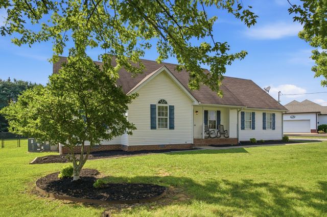 210 Stockton Dr, Murfreesboro, TN 37128