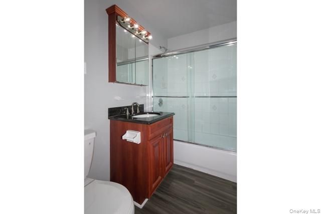 1750 W Main Street F01, Riverhead, NY 11901