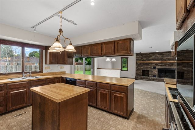 1211 Agate Trail, Washington Twp, OH 45459
