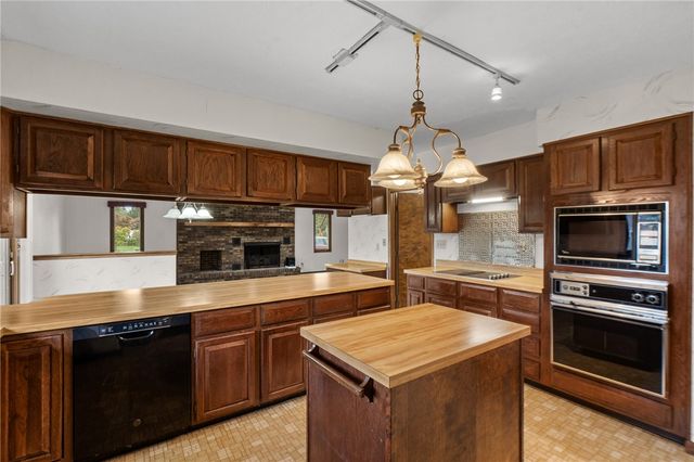 1211 Agate Trail, Washington Twp, OH 45459