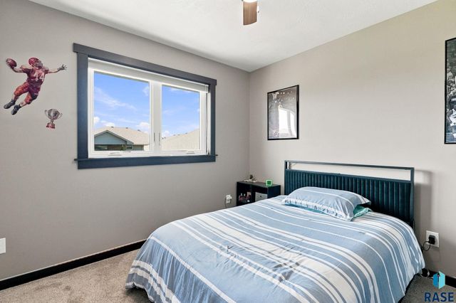 5409 S Solono Ave Avenue, Sioux Falls, SD 57108
