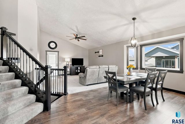5409 S Solono Ave Avenue, Sioux Falls, SD 57108
