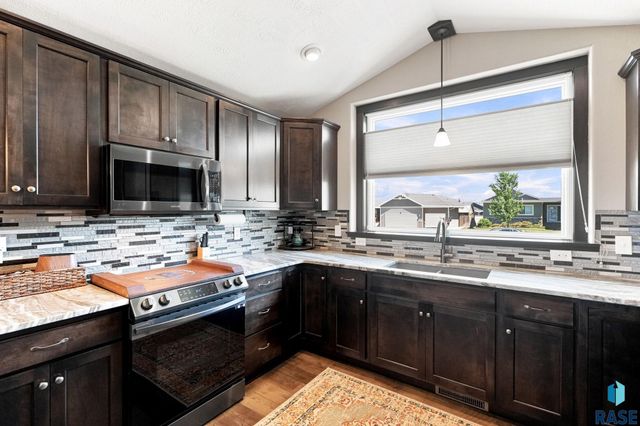 5409 S Solono Ave Avenue, Sioux Falls, SD 57108
