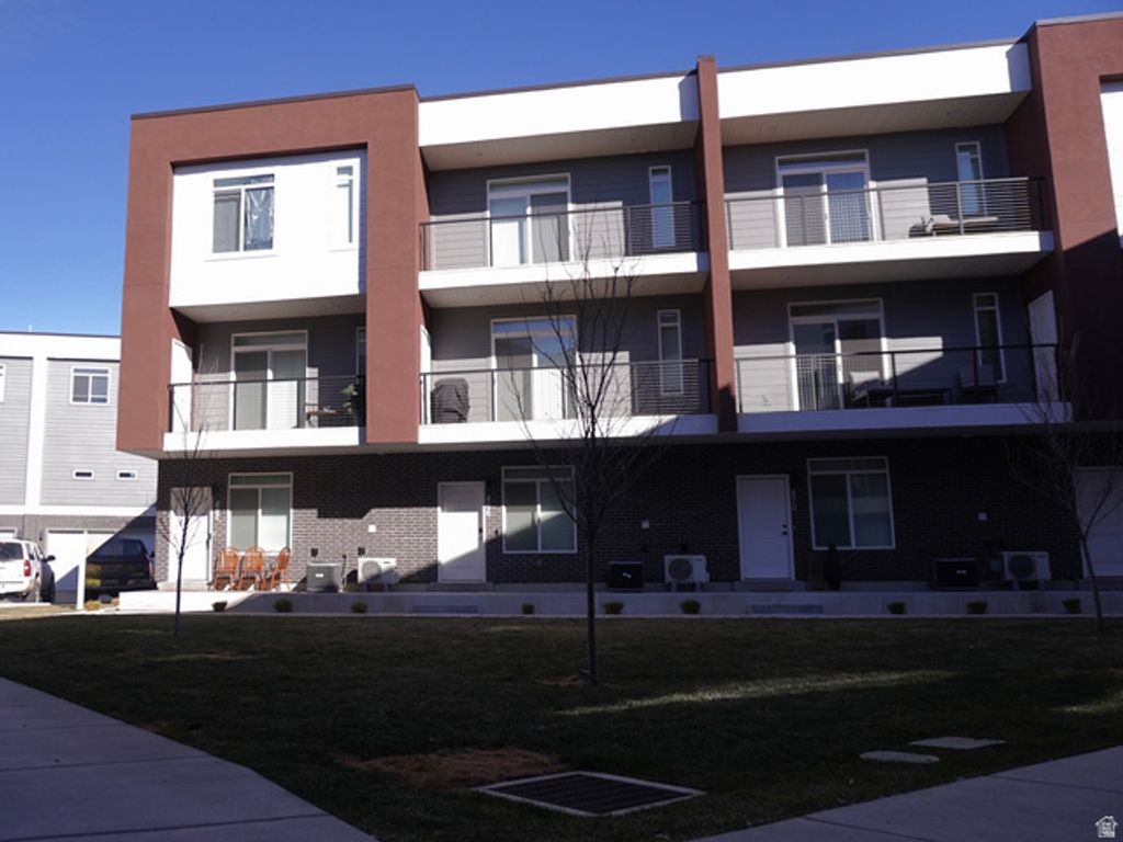 462 E 625 S, Clearfield, UT 84015 — photo 2
