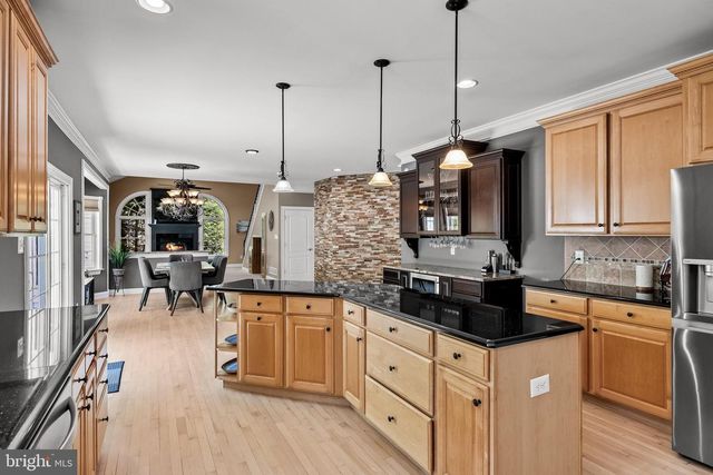 7 JOHN SLOAN WAY, Marlton, NJ 08053
