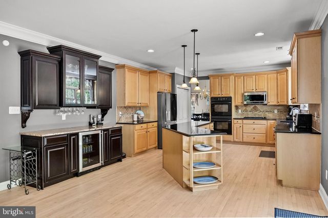 7 JOHN SLOAN WAY, Marlton, NJ 08053