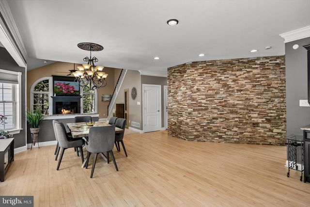 7 JOHN SLOAN WAY, Marlton, NJ 08053