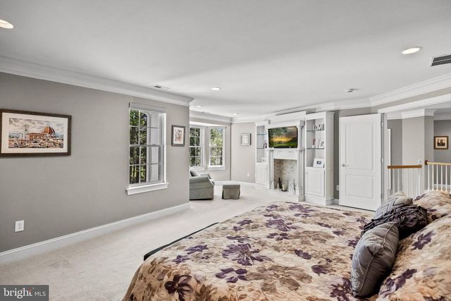 7 JOHN SLOAN WAY, Marlton, NJ 08053
