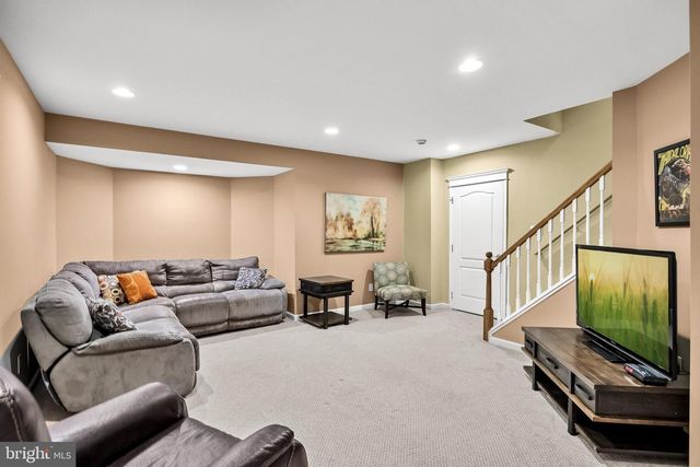 7 JOHN SLOAN WAY, Marlton, NJ 08053