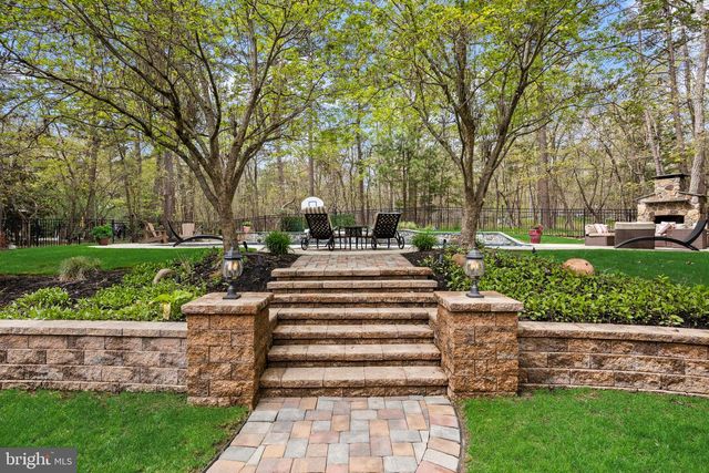7 JOHN SLOAN WAY, Marlton, NJ 08053