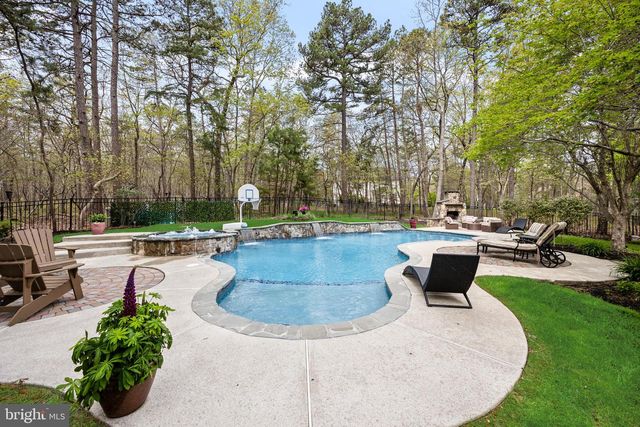 7 JOHN SLOAN WAY, Marlton, NJ 08053