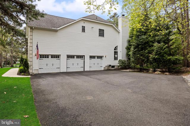 7 JOHN SLOAN WAY, Marlton, NJ 08053