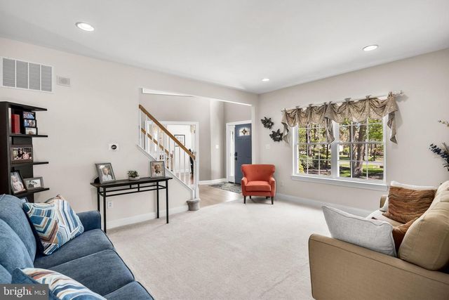 7 JOHN SLOAN WAY, Marlton, NJ 08053