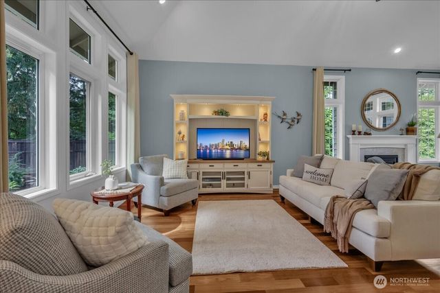 2214 90th Street Ct NW, Gig Harbor, WA 98332