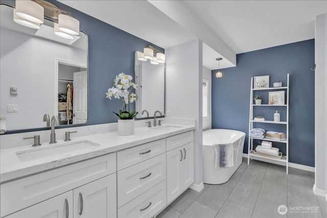 2214 90th Street Ct NW, Gig Harbor, WA 98332