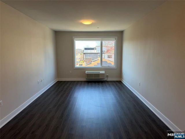 470 Main Street 413, Fort Lee, NJ 07024