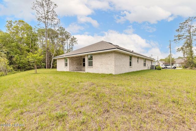 18 Squadron Place, Palm Coast, FL 32164