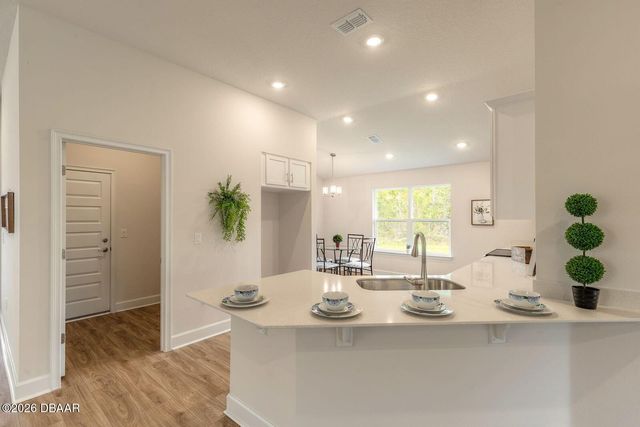 18 Squadron Place, Palm Coast, FL 32164