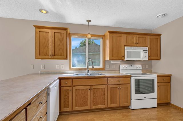1165 Willow Run Court, Waite Park, MN 56387