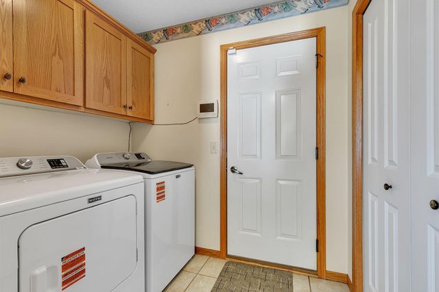 1165 Willow Run Court, Waite Park, MN 56387