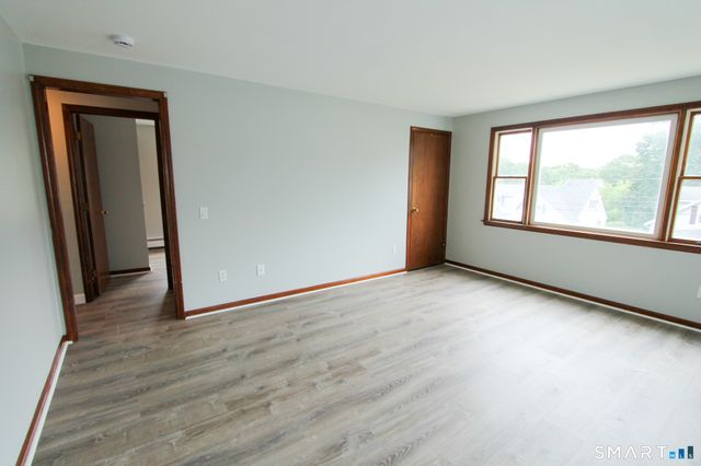 17 Pinehurst Avenue 2nd Floor, New Britain, CT 06053