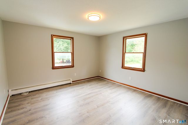 17 Pinehurst Avenue 2nd Floor, New Britain, CT 06053