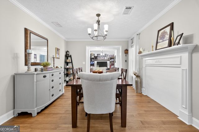 3756 Southgate Drive SW, Lilburn, GA 30047