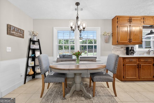 3756 Southgate Drive SW, Lilburn, GA 30047