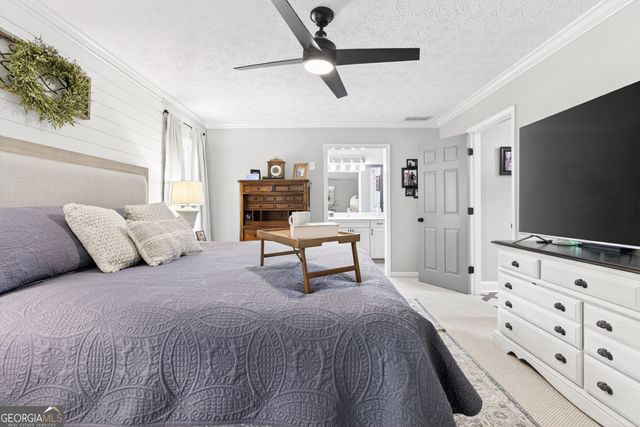3756 Southgate Drive SW, Lilburn, GA 30047