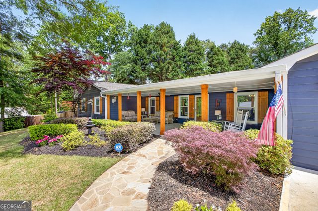 3756 Southgate Drive SW, Lilburn, GA 30047