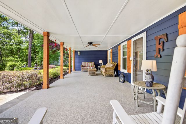3756 Southgate Drive SW, Lilburn, GA 30047