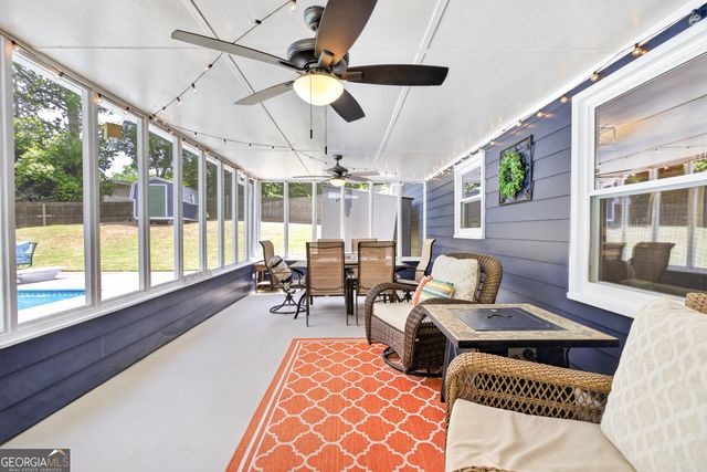 3756 Southgate Drive SW, Lilburn, GA 30047