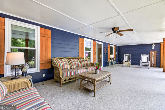 3756 Southgate Drive SW, Lilburn, GA 30047