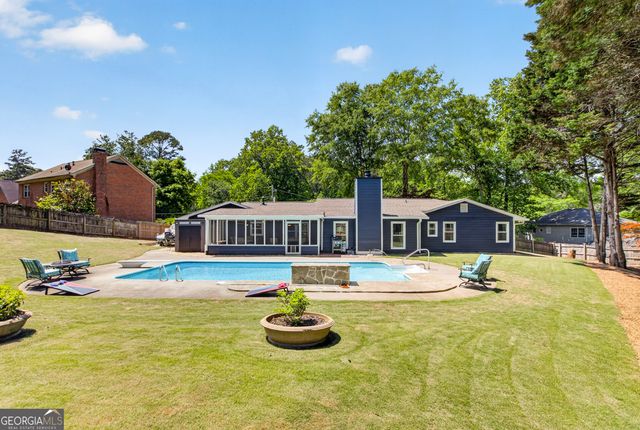 3756 Southgate Drive SW, Lilburn, GA 30047