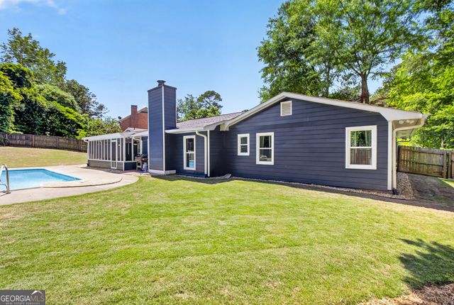 3756 Southgate Drive SW, Lilburn, GA 30047