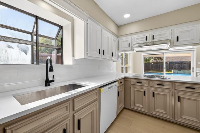 15430 El Padre Drive, Houston, TX 77083