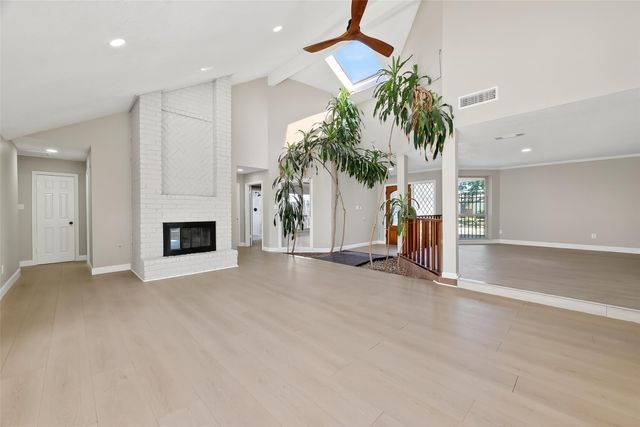 15430 El Padre Drive, Houston, TX 77083